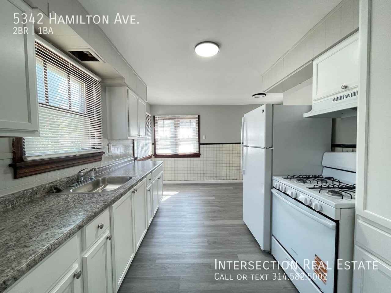 5342 Hamilton Ave - Photo 6 of 22