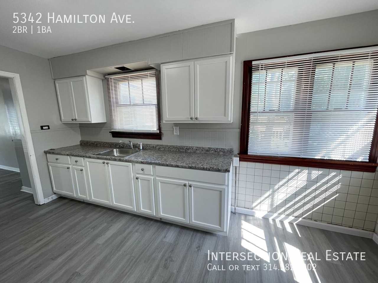 5342 Hamilton Ave - Photo 7 of 22