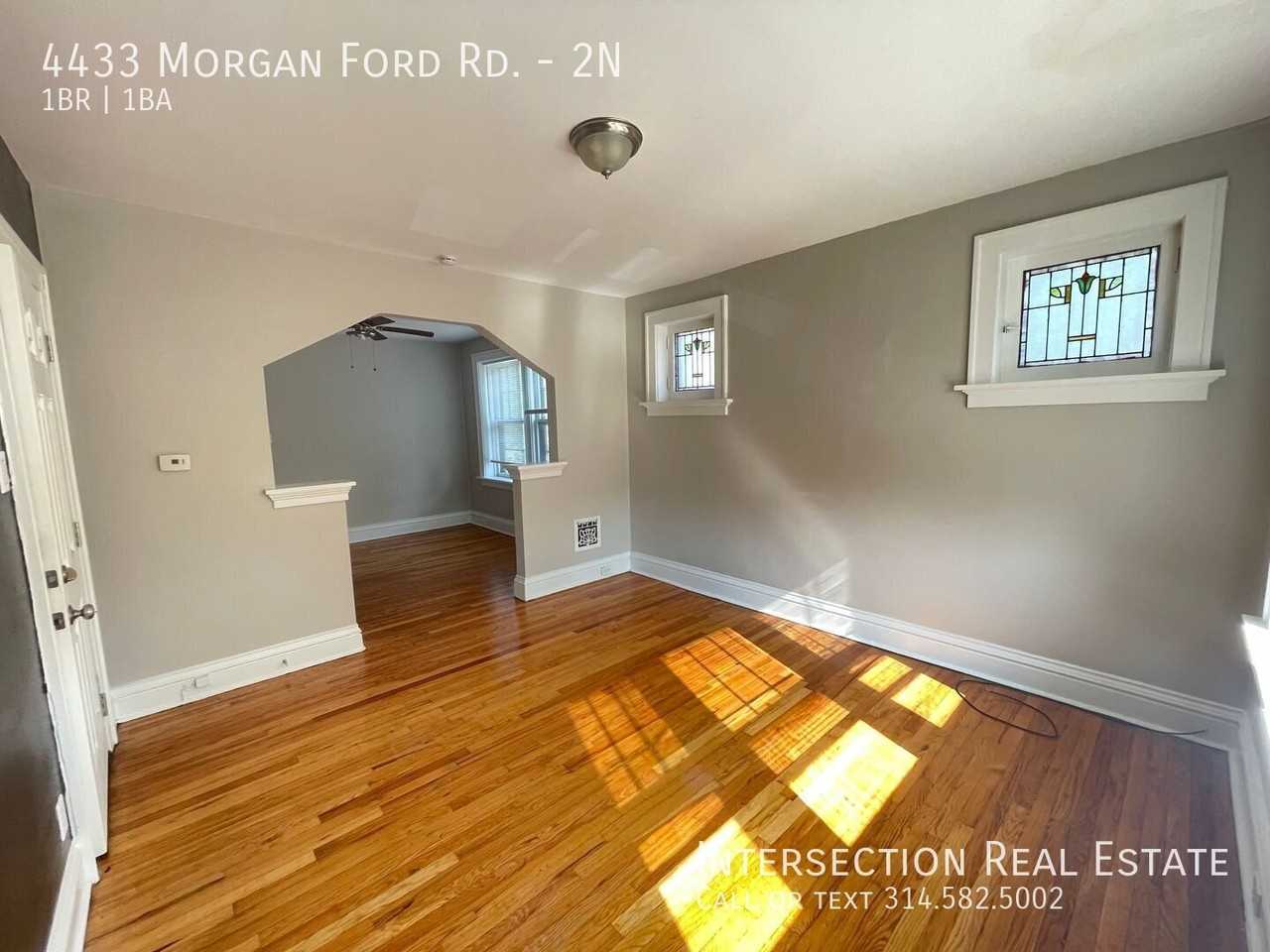4433 Morganford Rd #2N - Photo 4 of 17
