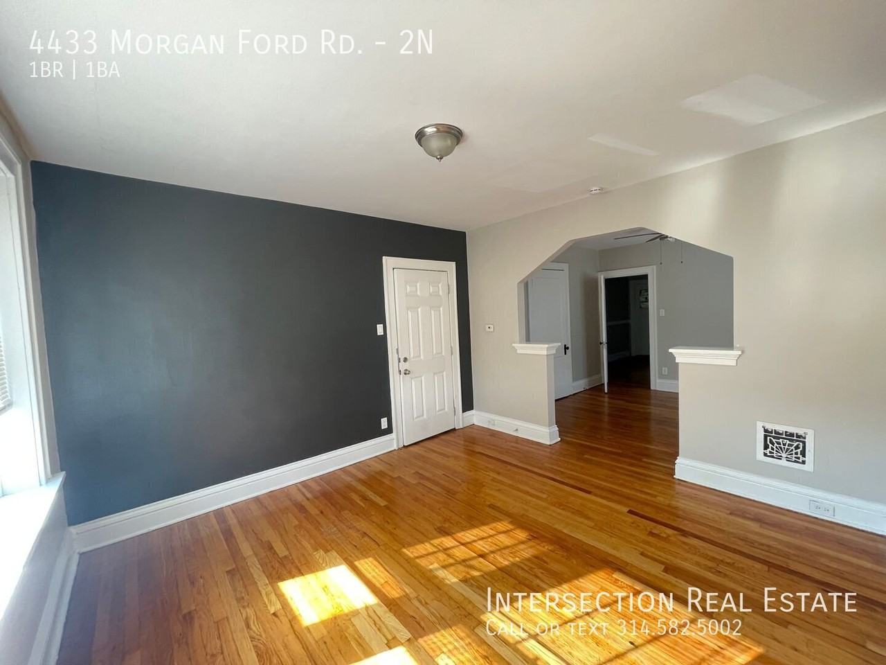 4433 Morganford Rd #2N - Photo 5 of 17