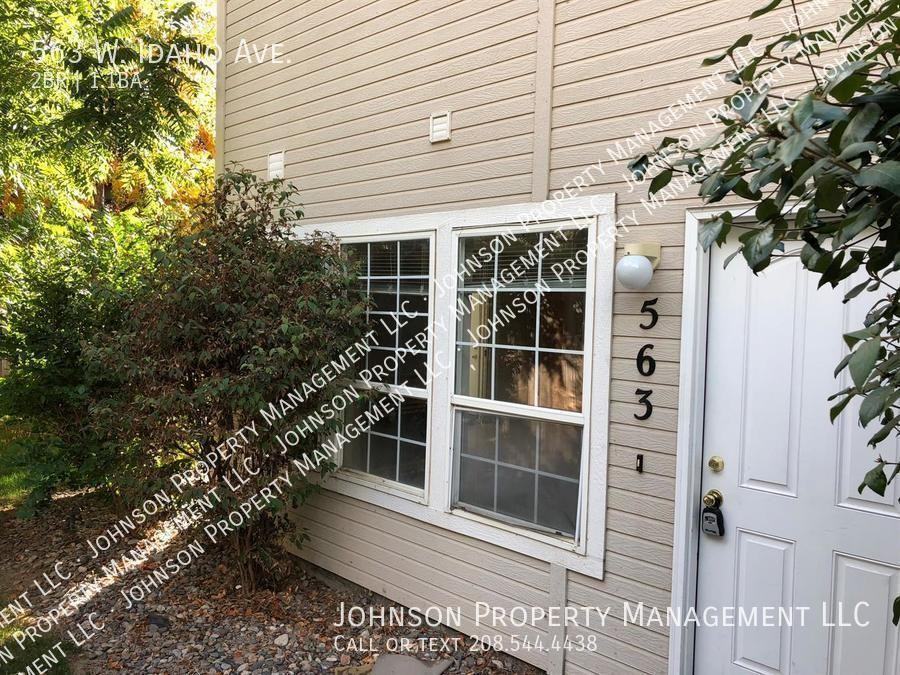 563 W Idaho Ave - Photo 2 of 15