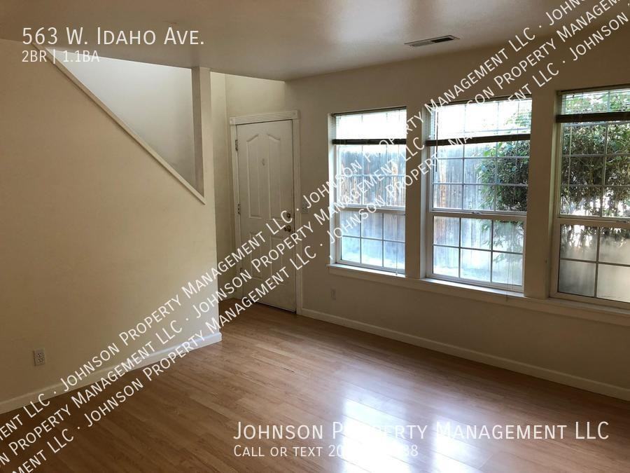 563 W Idaho Ave - Photo 6 of 15