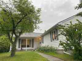 featured image of 2412 Palisade Dr Sw
