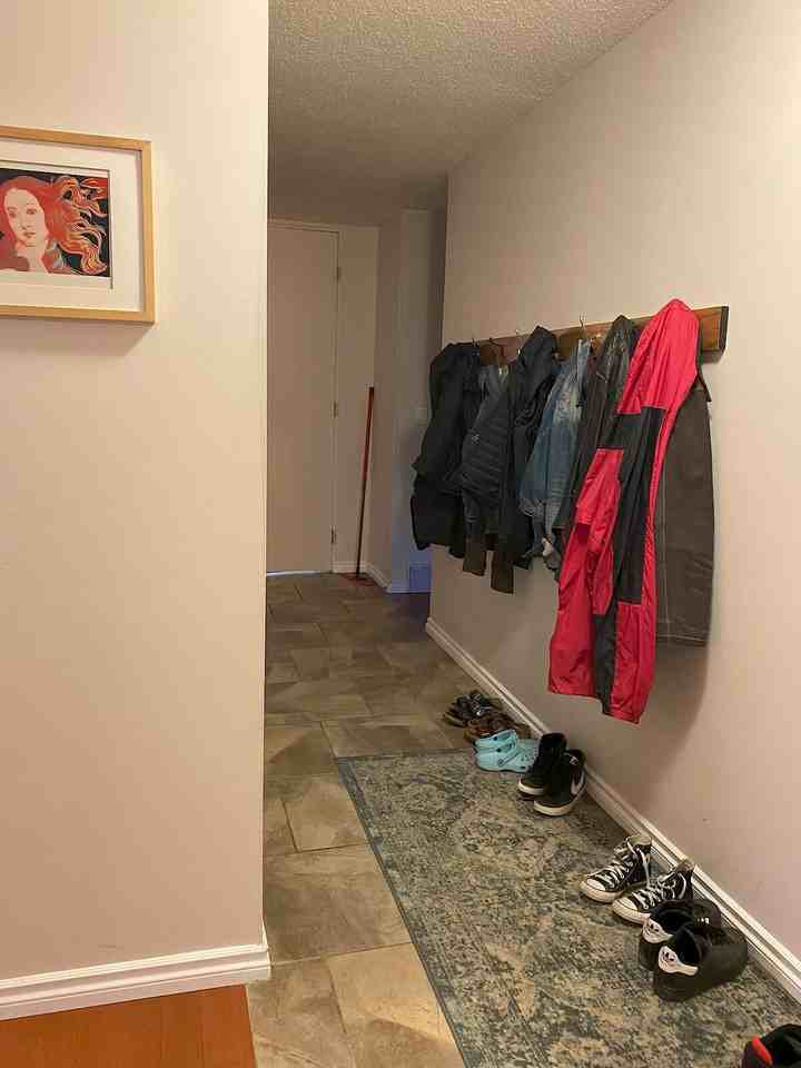 2412 Palisade Dr Sw - Photo 4 of 39