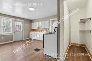 632 Hawthorne St Ne #2 - Photo 1 of 1
