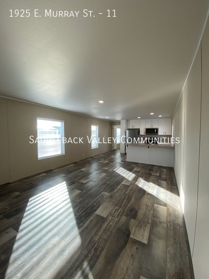 1925 E Murray St #11 - Photo 4 of 14