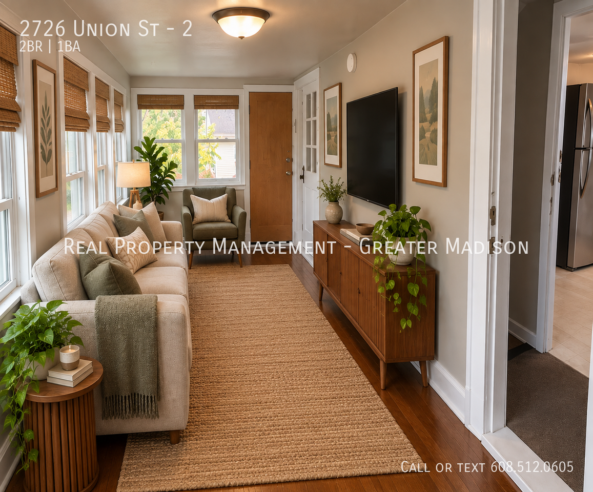 2726 Union St #2 - Photo 6 of 18