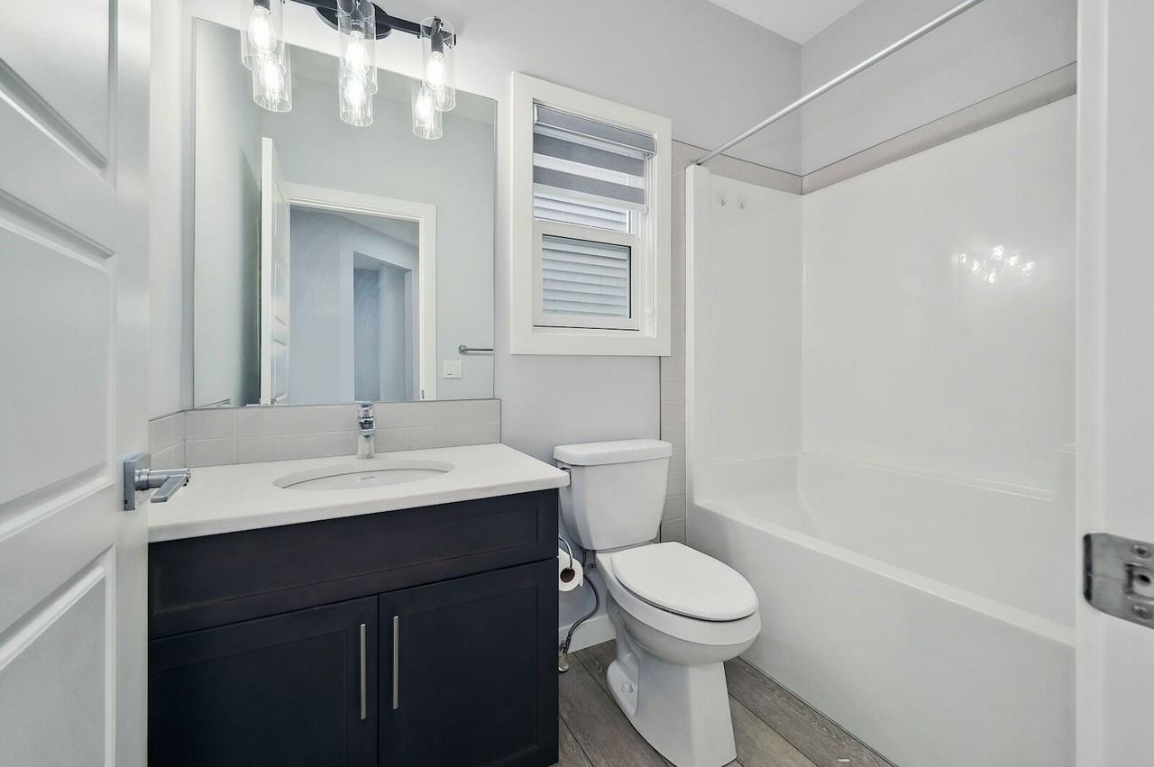 382 Corner Meadows Way Ne - Photo 5 of 28