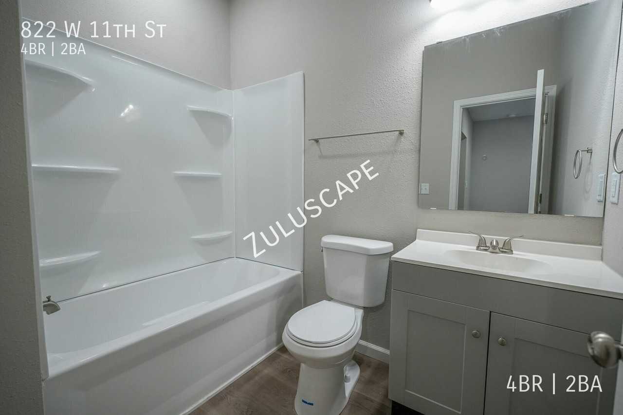 822 W 11th St - Photo 7 of 27