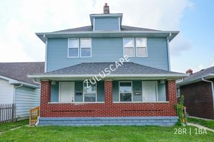 1028 S Sheffield Ave - Photo 1 of 1