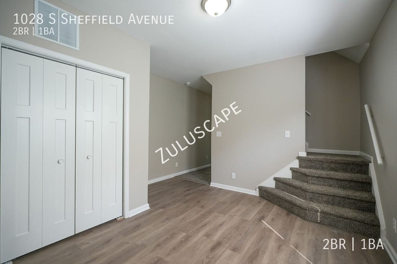 1028 S Sheffield Ave - Photo 6 of 18