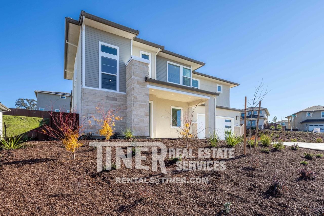 5019 Murieta Pl - Photo 2 of 50