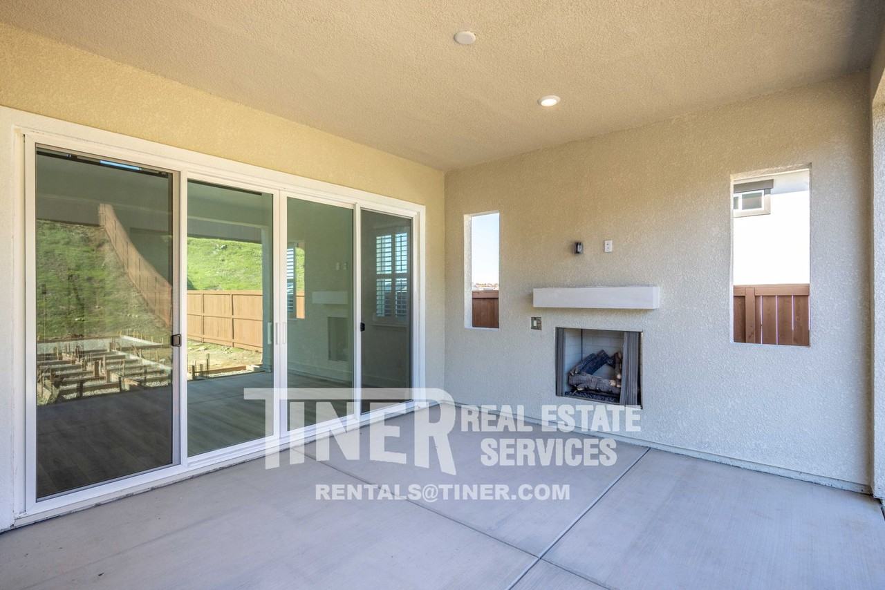 5019 Murieta Pl - Photo 6 of 50