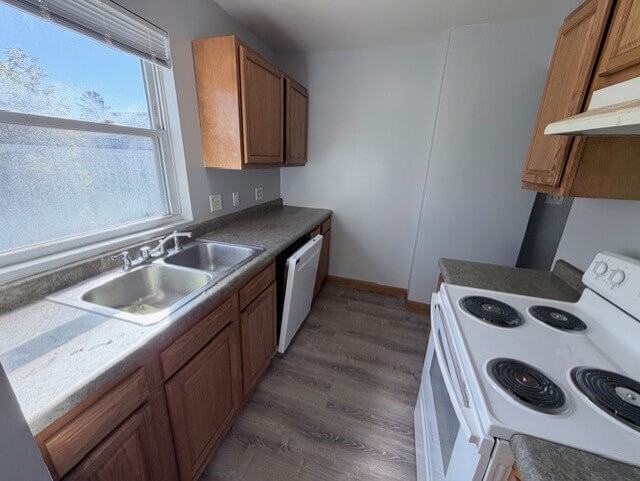 2006 E 2nd St - Photo 2 of 17