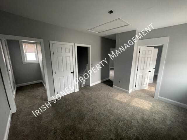944 E Lovejoy St #REAR - Photo 7 of 11