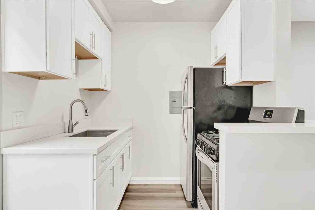 12767 Pacific Ave #04 - Photo 3 of 15