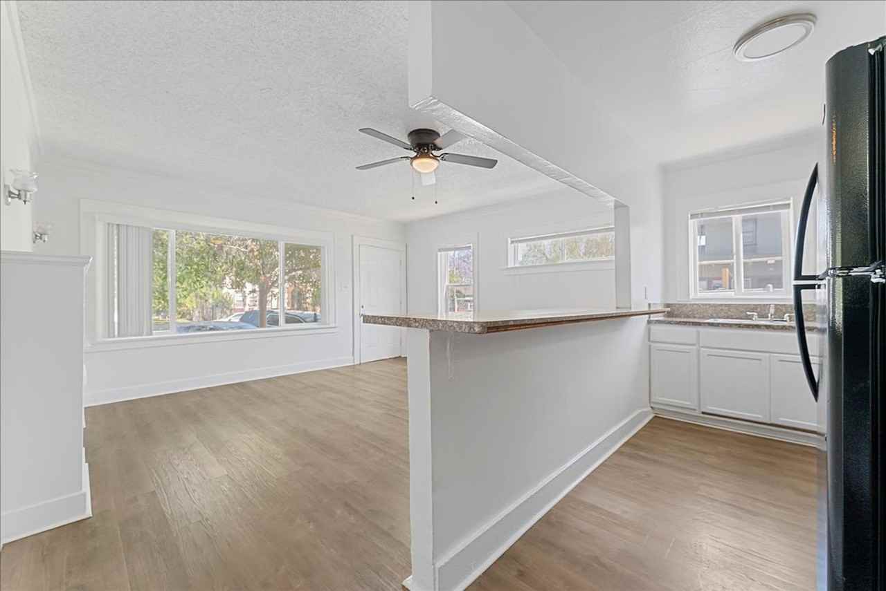 1405 Cedar Ave #1405 - Photo 5 of 17