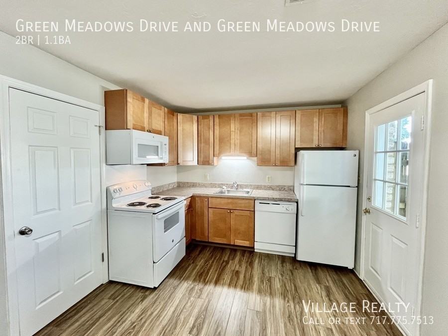 & GREEN MEADOWS DRIVE #567 - Photo 2 of 50