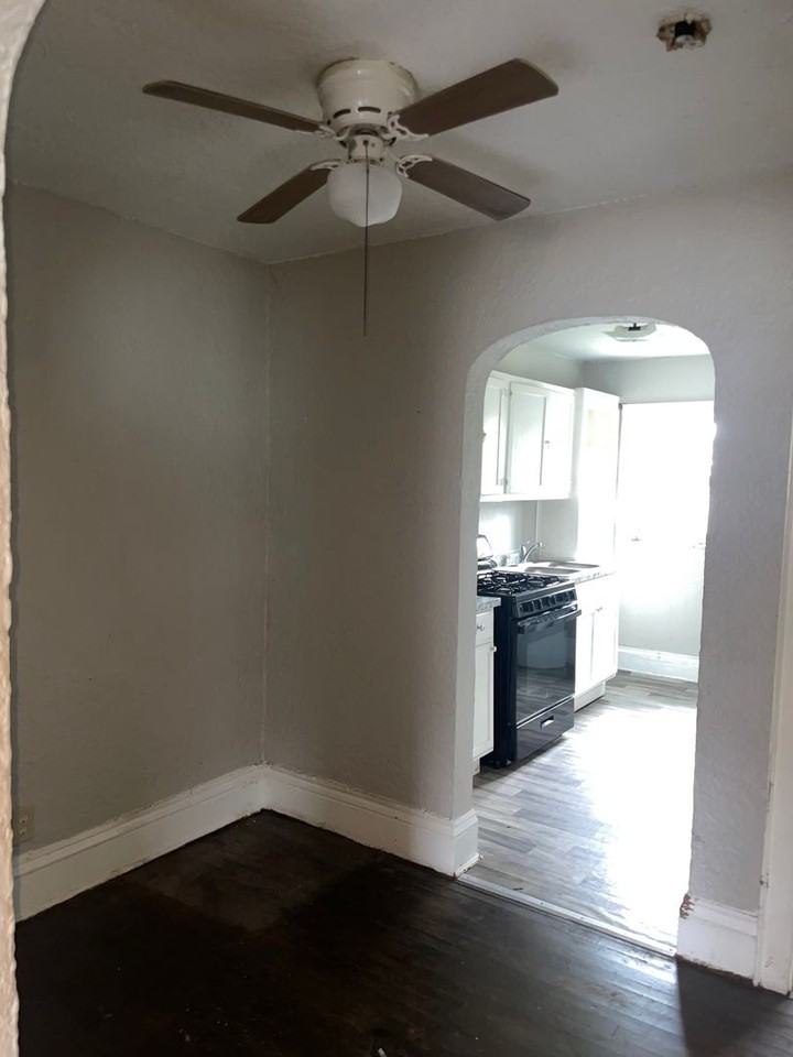 529 Nancy Street - Photo 4 of 10