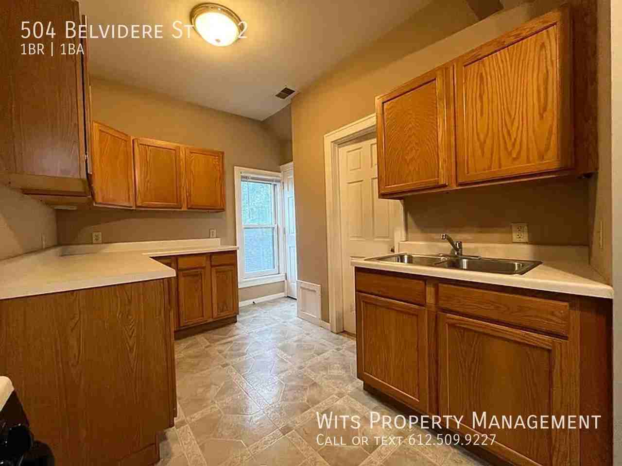 504 Belvidere St E #2 - Photo 4 of 11