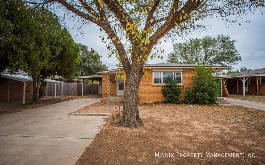 4421 31st St #A - Photo 3 of 20