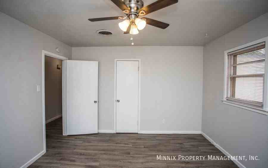 4421 31st St #A - Photo 7 of 20