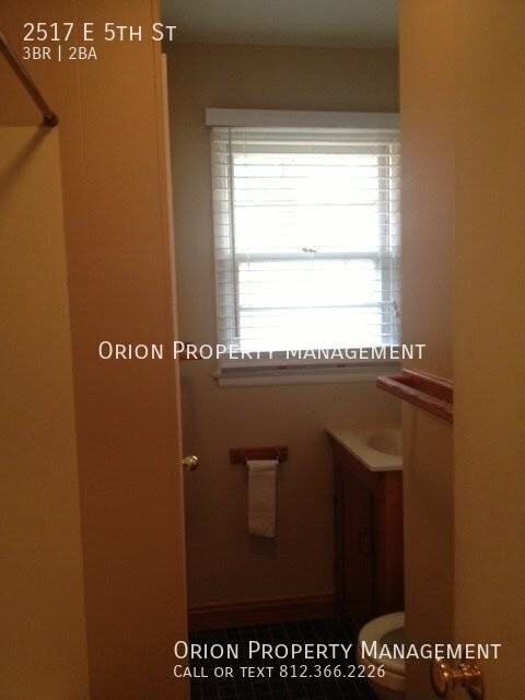 2517 E 5th St - Photo 6 of 16