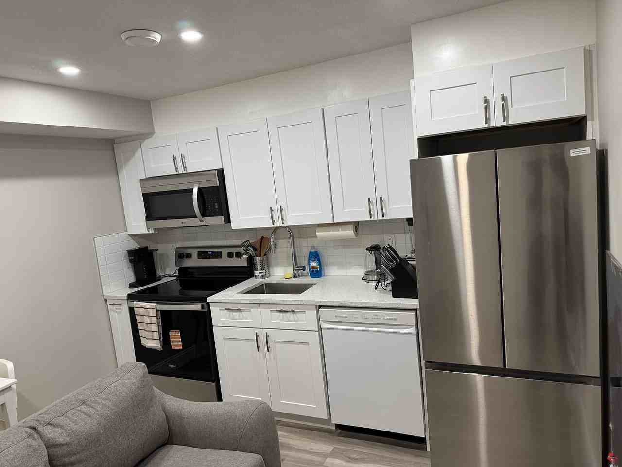 361 Sundown Rd - Photo 5 of 22