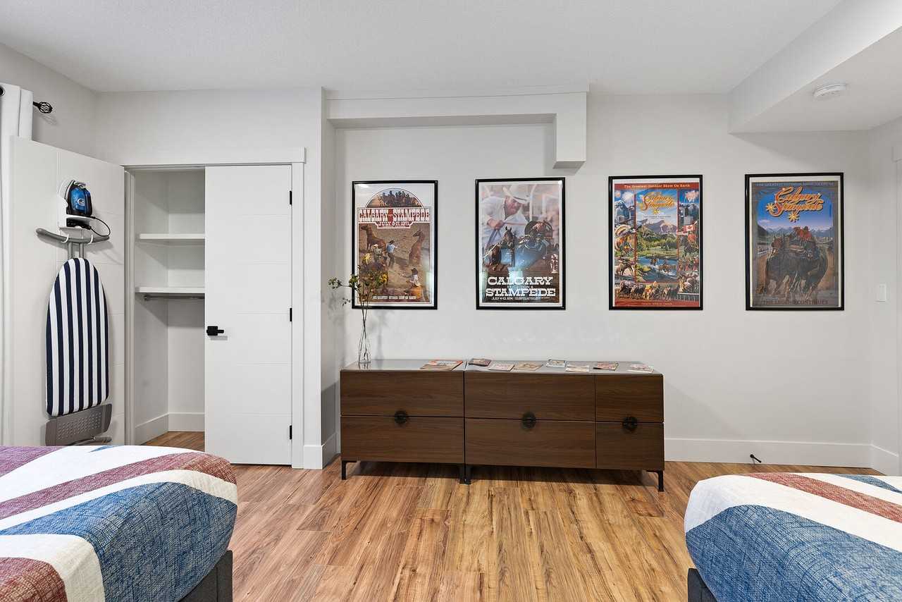 31 Biggar Heights Bay - Photo 2 of 12