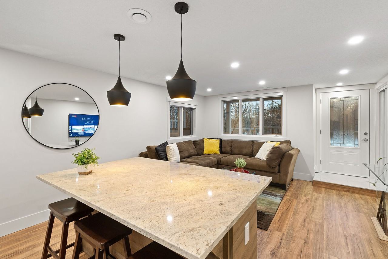 31 Biggar Heights Bay - Photo 4 of 12