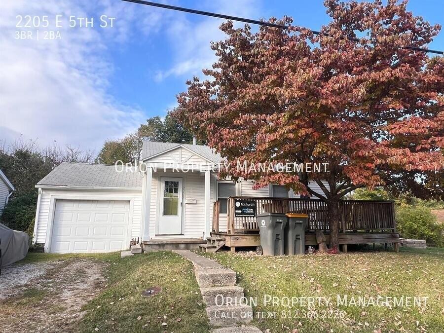 2205 E 5th St - Photo 2 of 13