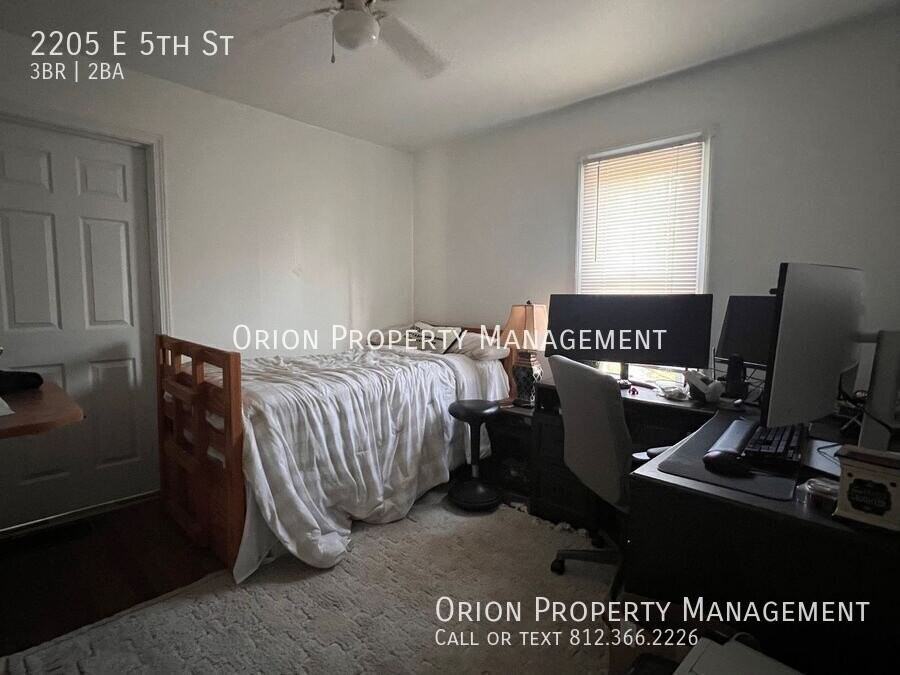 2205 E 5th St - Photo 7 of 13