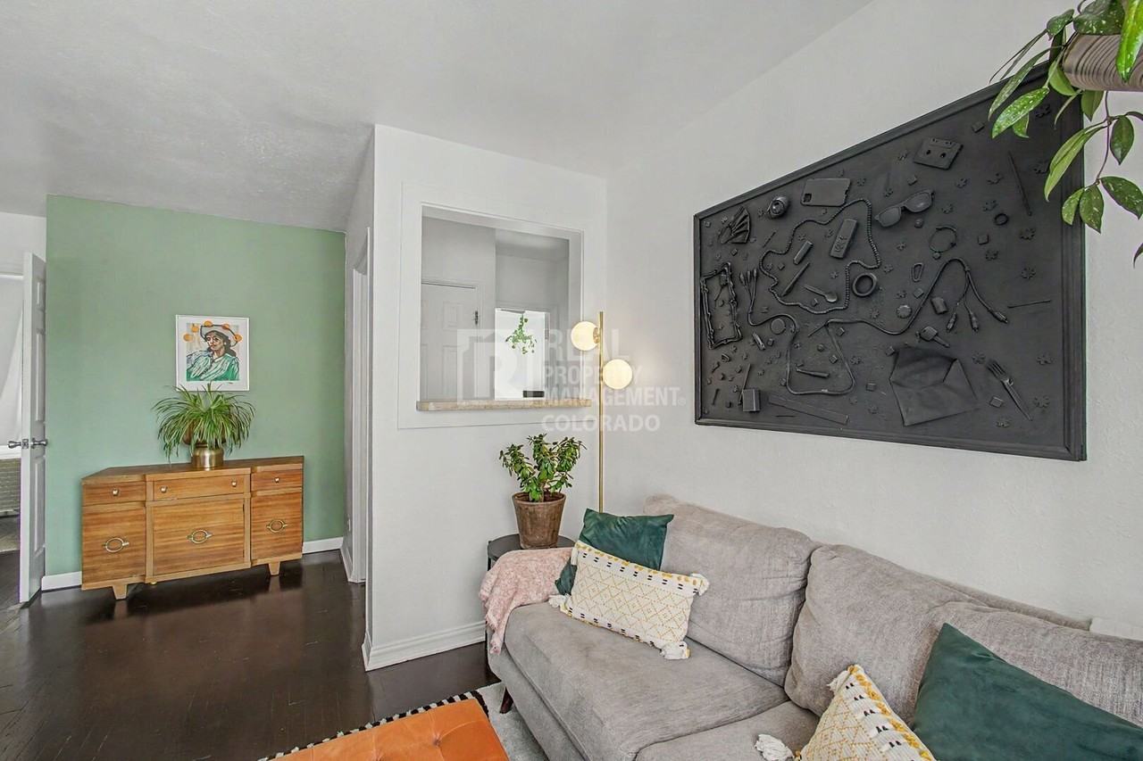 1100 N Colorado Blvd #206 - Photo 3 of 21
