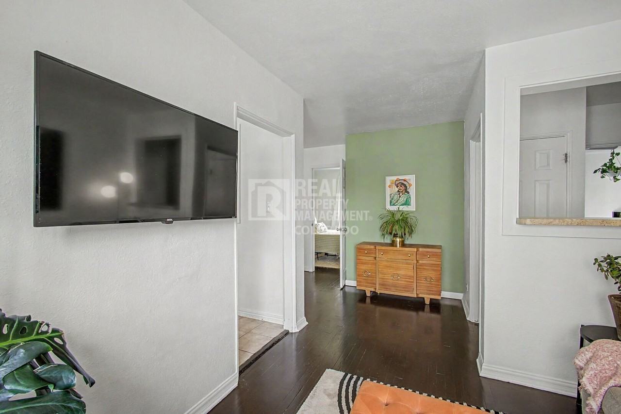 1100 N Colorado Blvd #206 - Photo 4 of 21