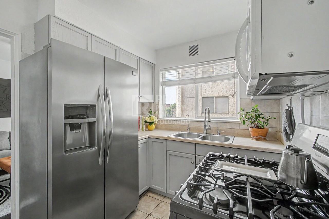 1100 N Colorado Blvd #206 - Photo 6 of 21