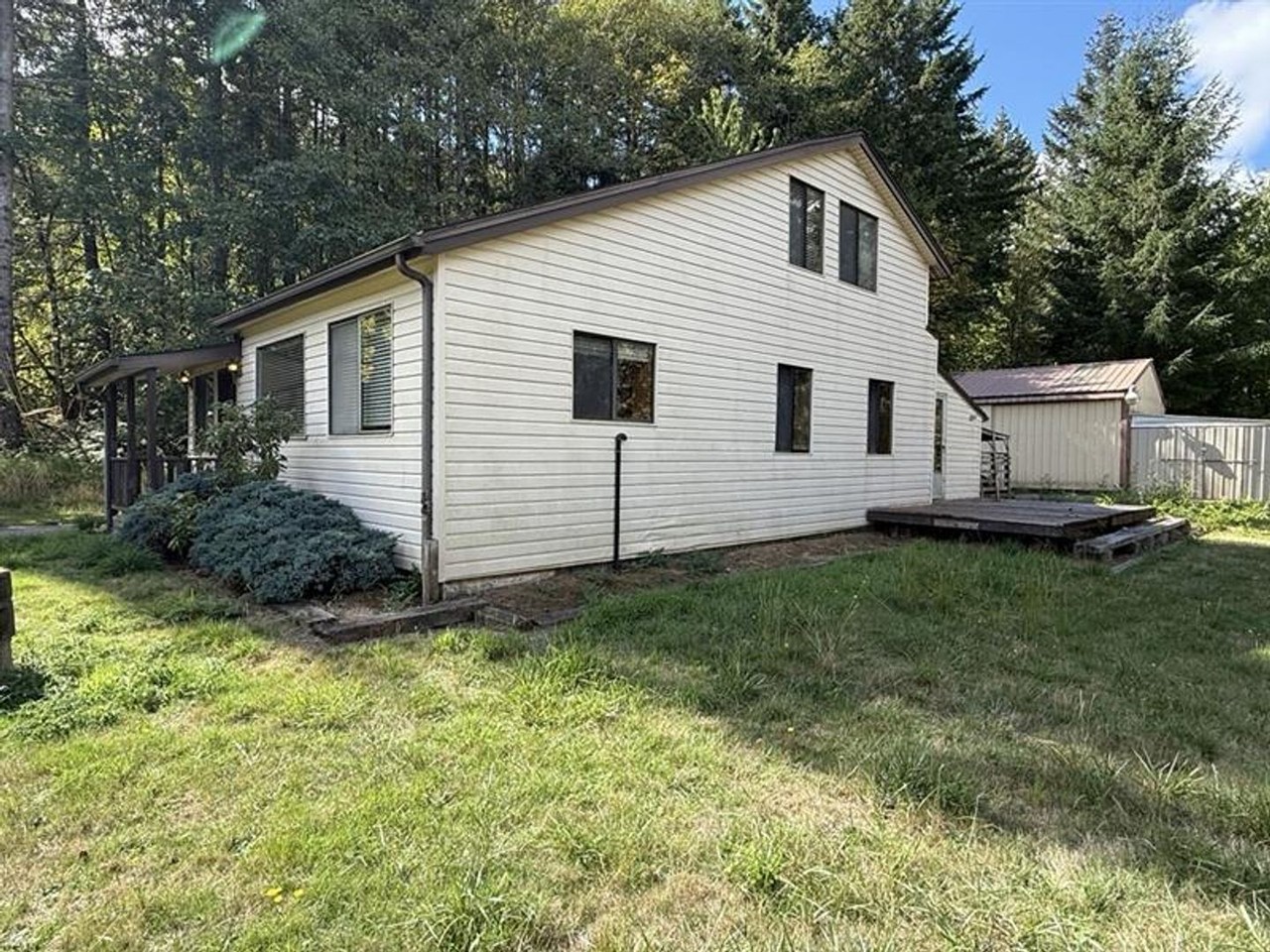 412 Church St - Photo 2 of 16