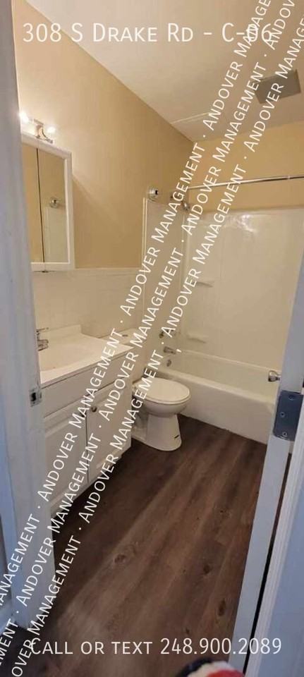 308 S Drake Rd #C06 - Photo 3 of 50