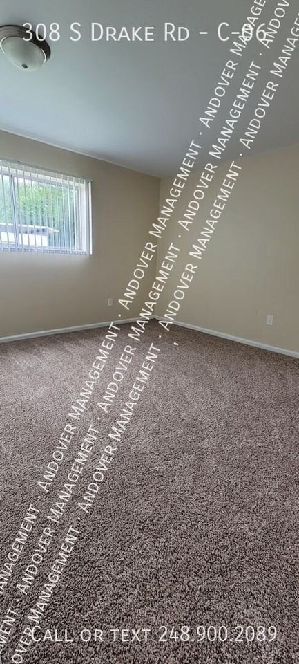 308 S Drake Rd #C06 - Photo 5 of 50