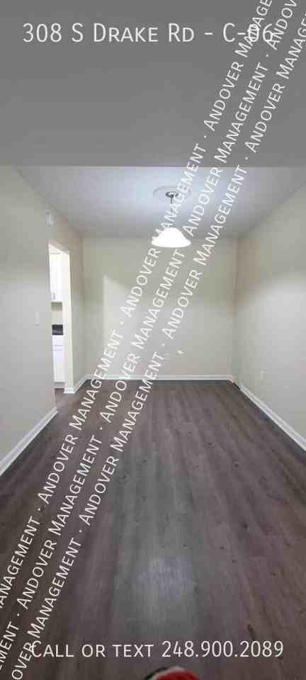 308 S Drake Rd #C06 - Photo 6 of 50