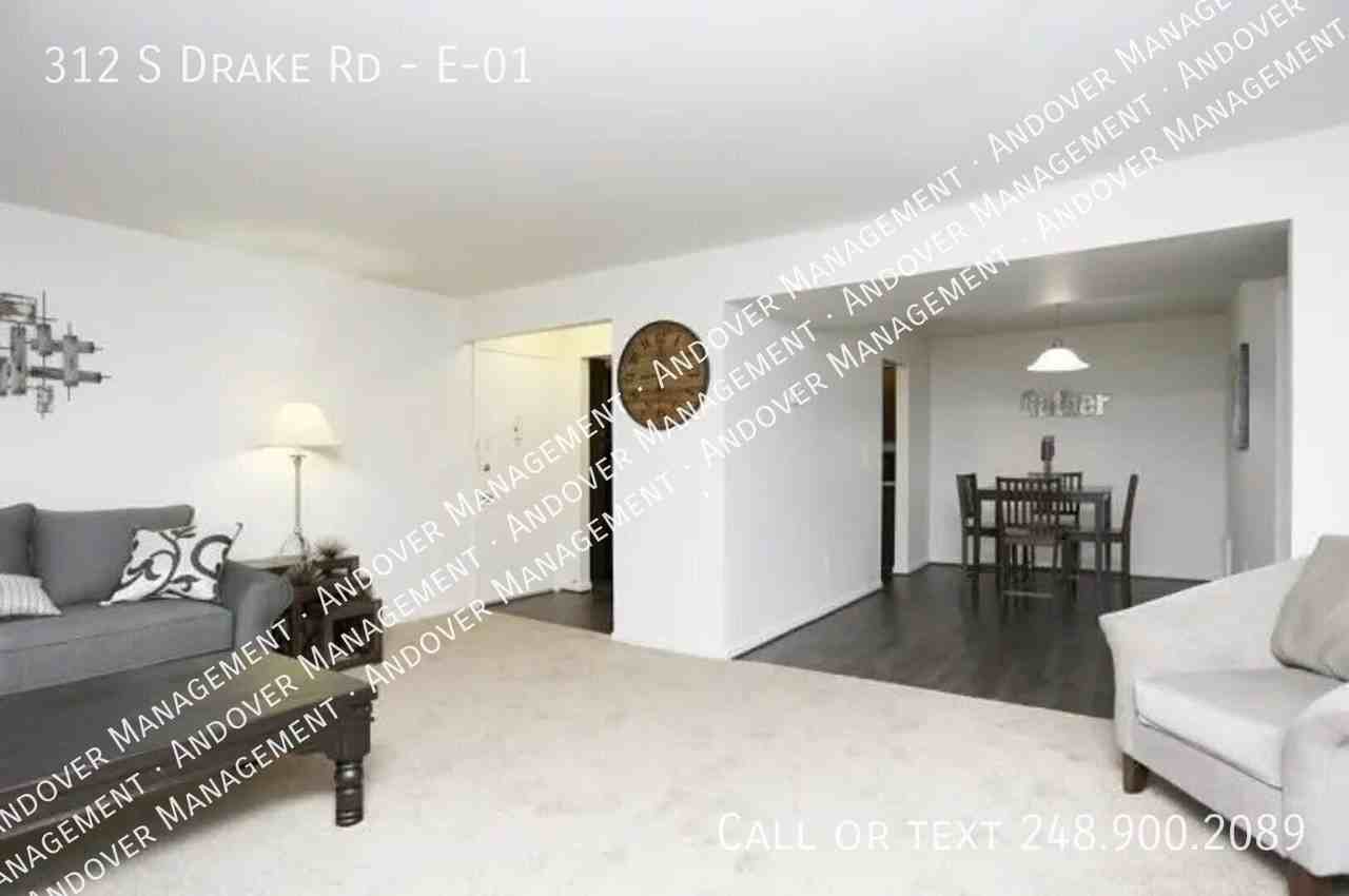 312 S Drake Rd #E01 - Photo 7 of 21