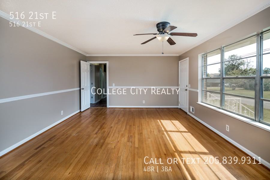 516 21st St E - Photo 2 of 12