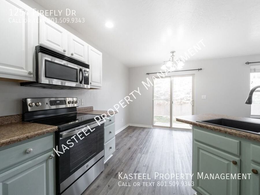 1254 Firefly Dr - Photo 5 of 21