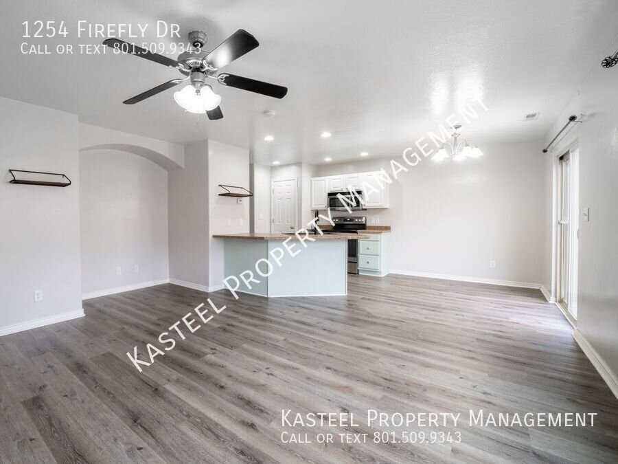 1254 Firefly Dr - Photo 7 of 21