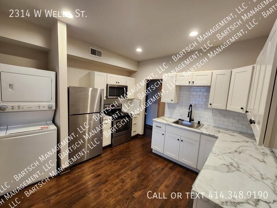 2314 W Wells St - Photo 4 of 8