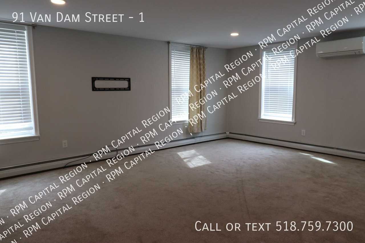 91 Van Dam St #1 - Photo 2 of 13