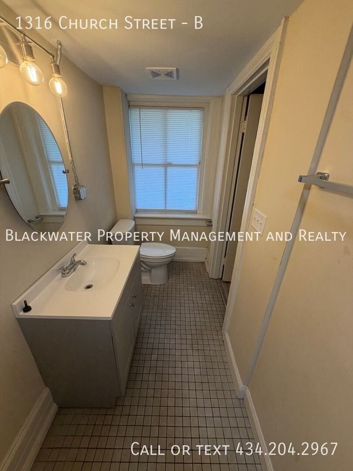 1316 Church St #B - Photo 6 of 14