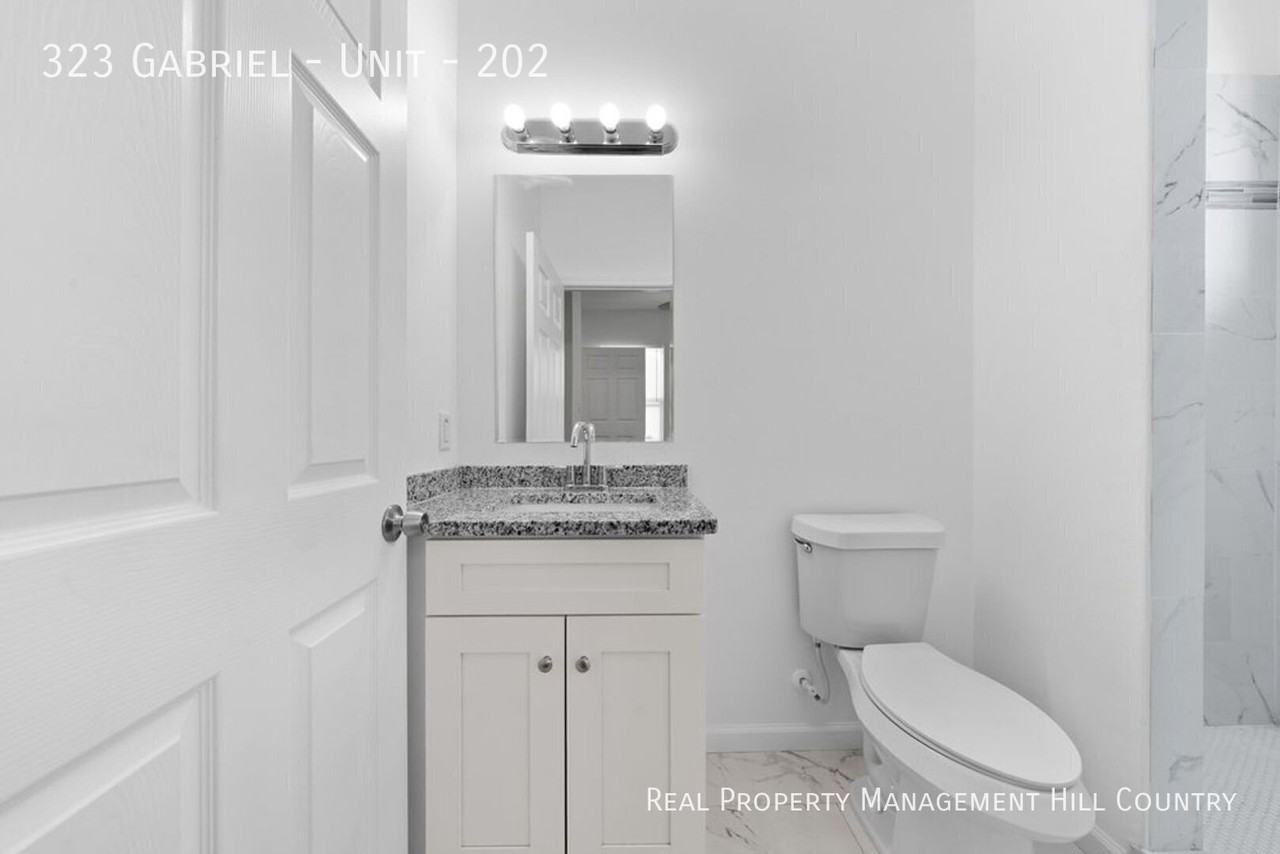323 Gabriel #202 - Photo 4 of 30