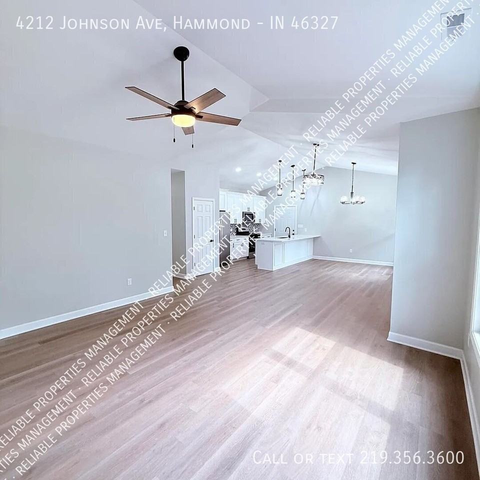 4212 Johnson Ave - Photo 7 of 16