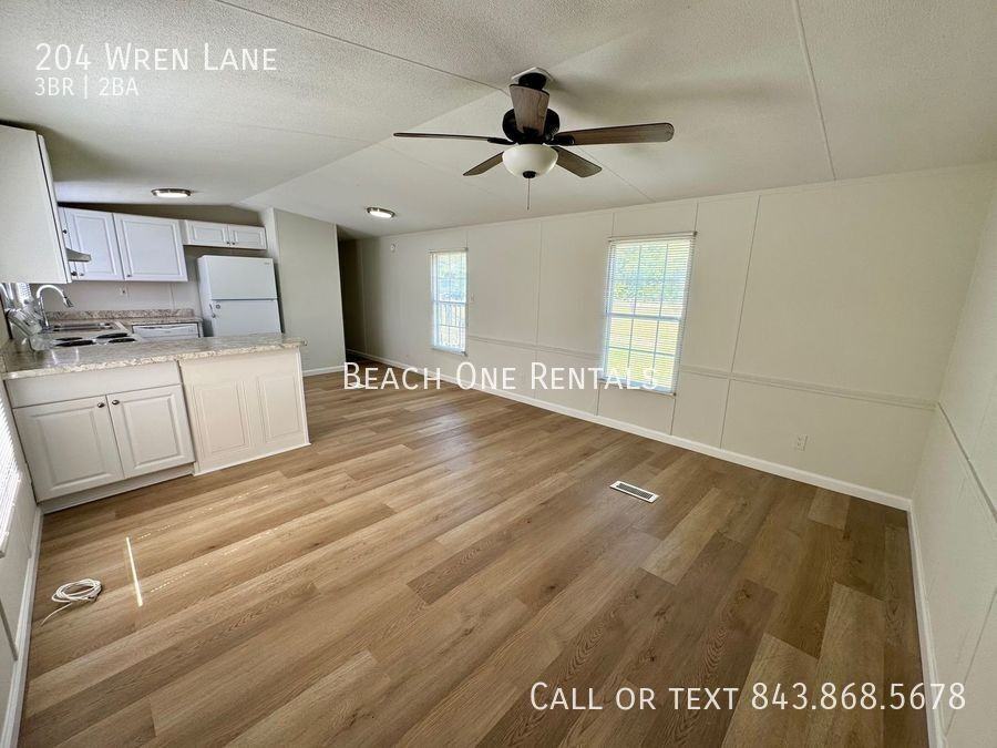 204 Wren Ln - Photo 2 of 12