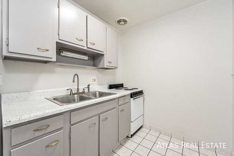 510 Dayton St #3 - Photo 3 of 19